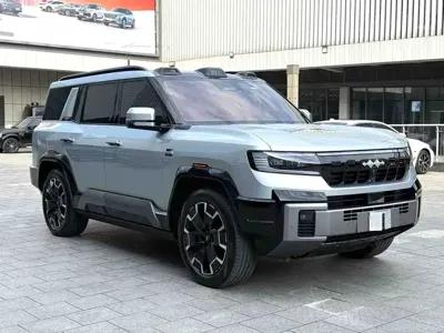 Fang Cheng Bao Leopard 8 2025, 18000 км, за 274800 CNY