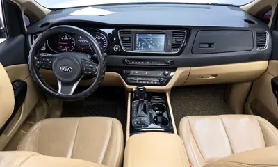 Kia Canival 2016, 127056 км, за 10000000 KRW - фото 7