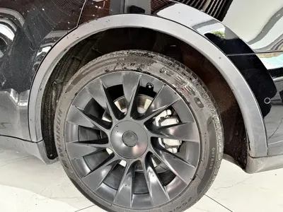 Tesla Model Y 2021, 88800 км, за 131800 CNY - фото 14
