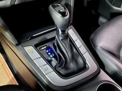 Hyundai Avante 2018, 77986 км, за 11600000 KRW - фото 16