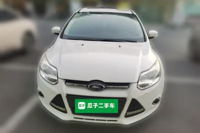 Ford Focus 2012, 136900 км, за 22800.39 CNY
