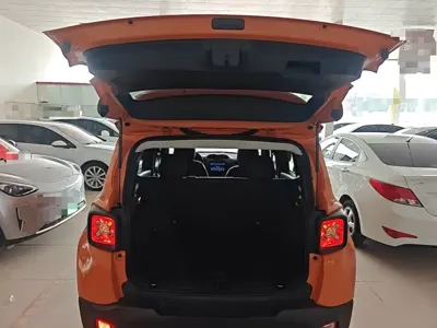 Jeep Renegade 2020, 55100 км, за 40700 CNY - фото 19