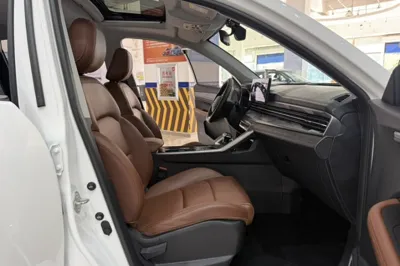 Geely Auto Vision X6 2021, 40500 км, за 82119.47 CNY - фото 17