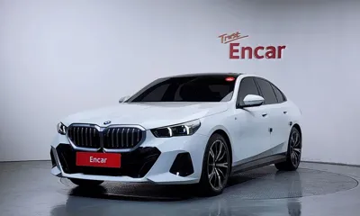 BMW 5-Series · 2024 год
