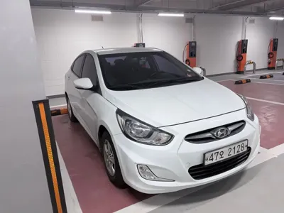 Hyundai Accent 2014, 100000 км, за 5000000 KRW