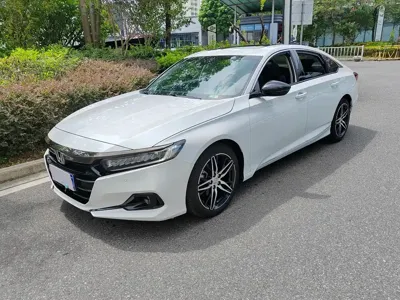 Honda Accord 2022, 70000 км, за 108800 CNY - фото 1