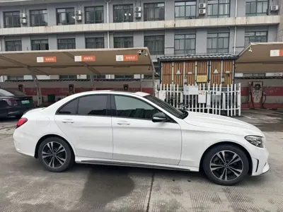 Mercedes-Benz C-Class 2020, 45000 км, за 105000 CNY
