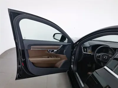 Volvo S90 2023, 59000 км, за 157800 CNY - фото 8