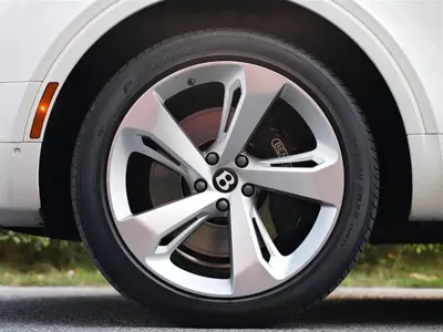 Bentley Bentayga 2019, 180000 км, за 828000 CNY - фото 28