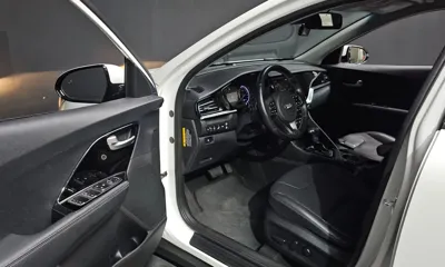 Kia Niro 2021, 57823 км, за 99990000 KRW - фото 10