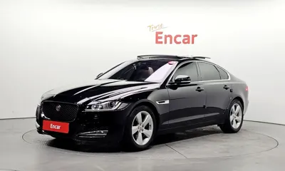 Jaguar XF · 2018 год