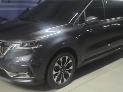 Kia Canival 2023, 54000 км, за 3800000 KRW