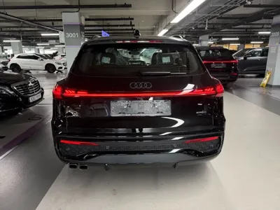 Audi Q5 2025, 10 км, за 83000000 KRW