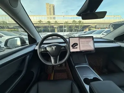 Tesla Model Y 2024, 20000 км, за 147900 CNY - фото 7