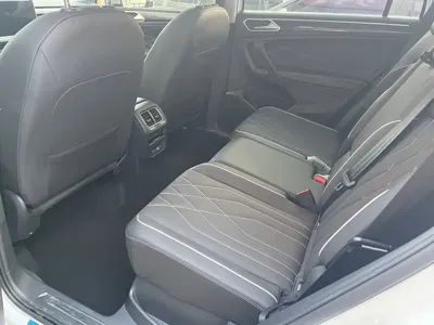 Volkswagen Tiguan L 2023, 10000 км, за 109800 CNY - фото 7
