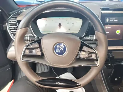 BYD Han 2022, 96100 км, за 79300 CNY - фото 7