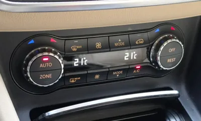 Mercedes-Benz GLA-Class 2018, 54056 км, за 99990000 KRW - фото 29
