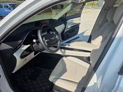 Genesis GV70 2024, 16000 км, за 28000000 KRW