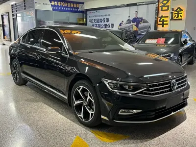Volkswagen Magotan 2023, 50000 км, за 119800 CNY - фото 3