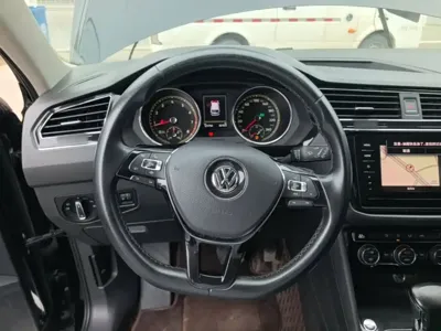 Volkswagen Tiguan L 2020, 121700 км, за 73500 CNY - фото 11