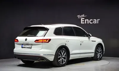 Volkswagen Touareg 2021, 108406 км, за 37500000 KRW