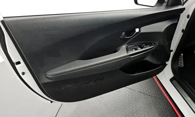 Hyundai Veloster 2022, 54315 км, за 14900000 KRW - фото 24