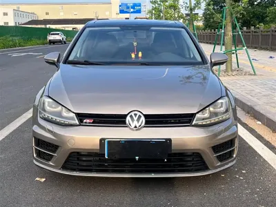 Volkswagen Golf 2014, 130000 км, за 26800 CNY