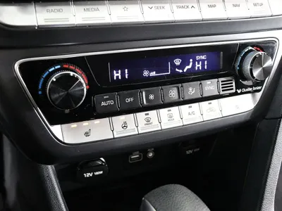Hyundai Sonata 2018, 150589 км, за 8000000 KRW - фото 16