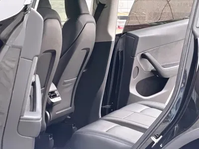 Tesla Model Y 2022, 70000 км, за 148800 CNY - фото 10