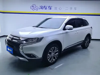 Mitsubishi Outlander · 2018 год