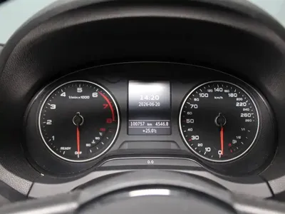 Audi A3 2018, 100800 км, за 68800 CNY - фото 9