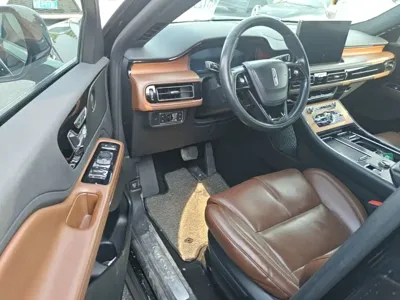 Lincoln Aviator 2020, 146900 км, за 137300 CNY - фото 16