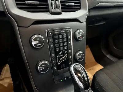 Volvo V40 2016, 50000 км, за 48000 CNY - фото 21