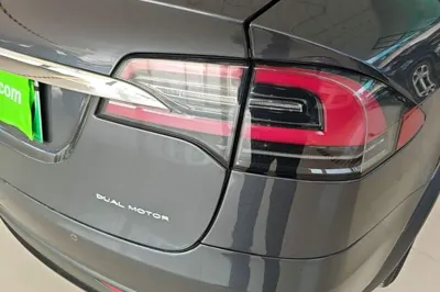 Tesla Model X 2019, 56900 км, за 270060.22 CNY - фото 9