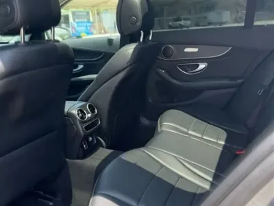 Mercedes-Benz C-Class 2020, 80000 км, за 106800 CNY - фото 9