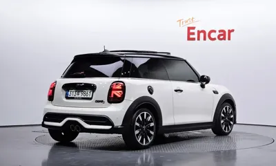 MINI Cooper 2022, 52891 км, за 23500000 KRW