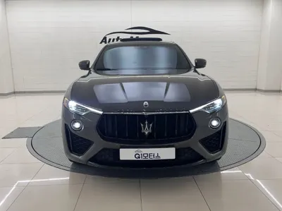 Maserati Levante · 2022 год