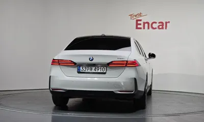 BMW 5-Series 2024, 47053 км, за 49700000 KRW