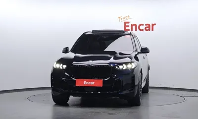 BMW X5 2025, 5456 км, за 140000000 KRW