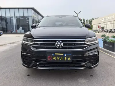 Volkswagen Tiguan L 2023, 40000 км, за 137000 CNY