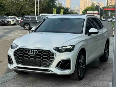 Audi Q5L 2022, 74000 км, за 189000 CNY