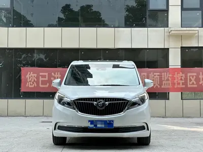 Buick GL8 2019, 129000 км, за 95800 CNY