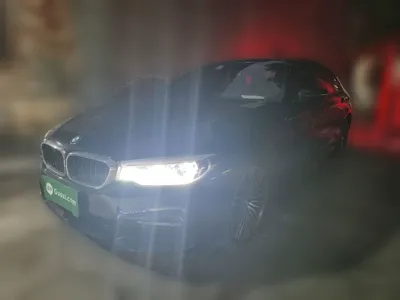 BMW 5 Series · 2018 год