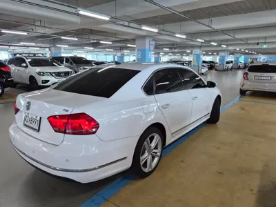 Volkswagen Passat 2015, 294657 км, за 3200000 KRW - фото 6