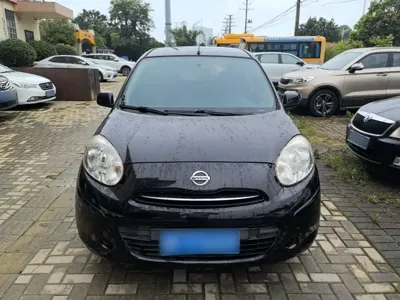 Nissan March 2016, 124800 км, за 21300 CNY