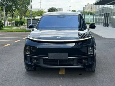 Li Auto Li L8 2023, 53000 км, за 205799 CNY