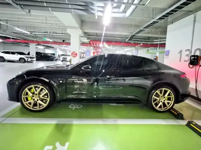 Porsche Panamera 2025, 13000 км, за 195000000 KRW - фото 7