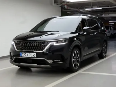 Kia Canival · 2023 год