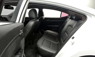 Hyundai Avante 2018, 60806 км, за 9300000 KRW - фото 12