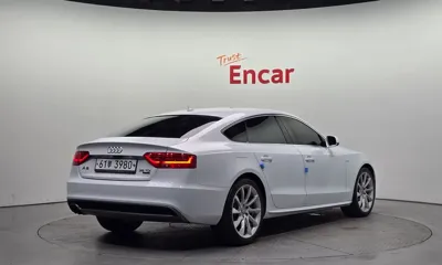 Audi A5 2015, 118187 км, за 10200000 KRW